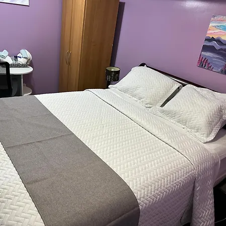 Serenity & Memorable Cozy Lower Level Apartment Room In Townhouse Private Entrance Gatineau Exterior photo