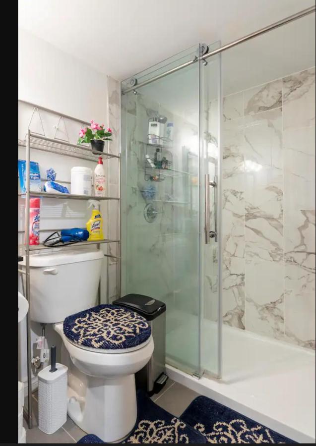 Serenity & Memorable Cozy Lower Level In Townhouse Private Entrance