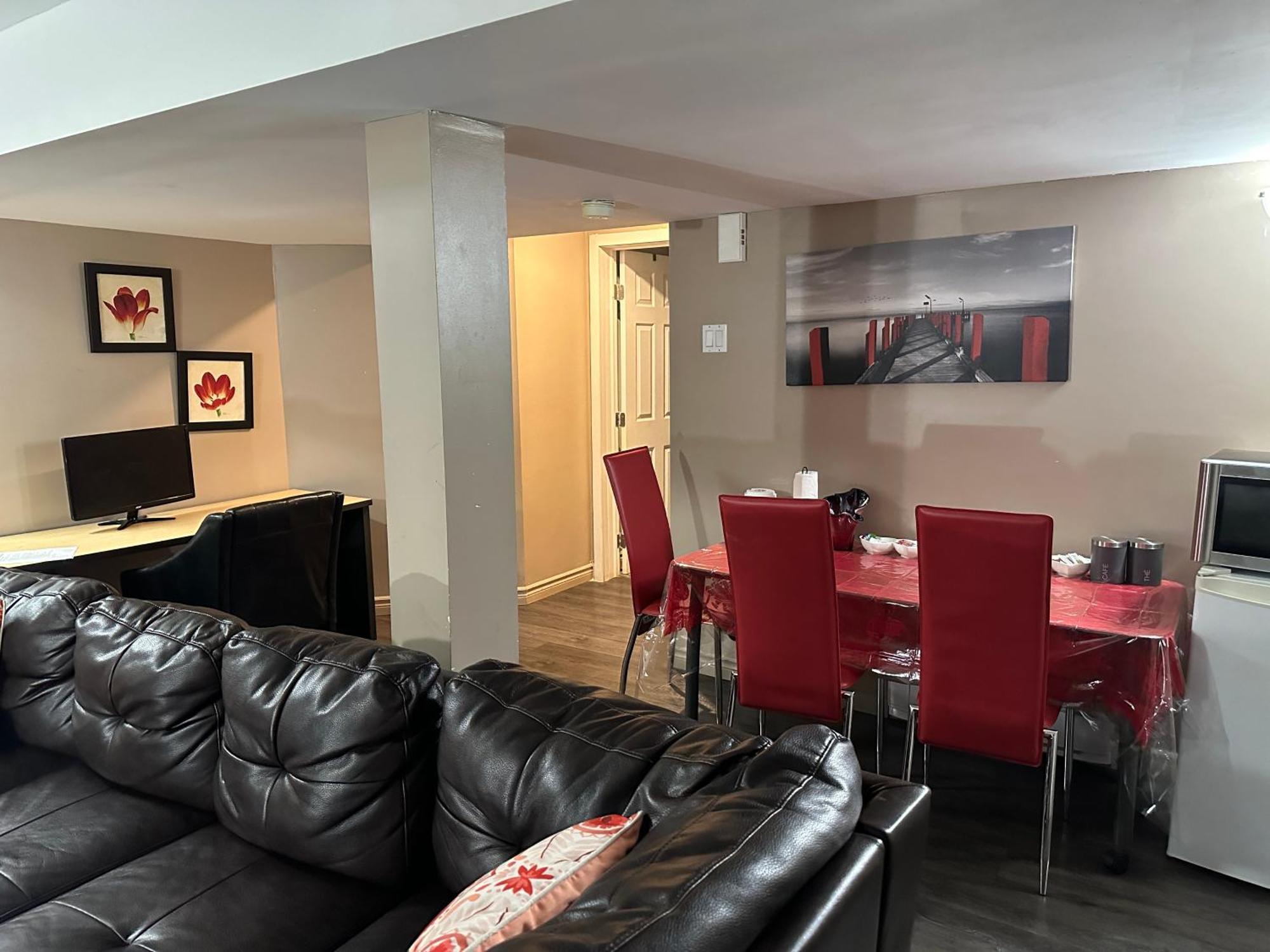 Apartment Serenity & Memorable Cozy Lower Level In Townhouse Private Entrance